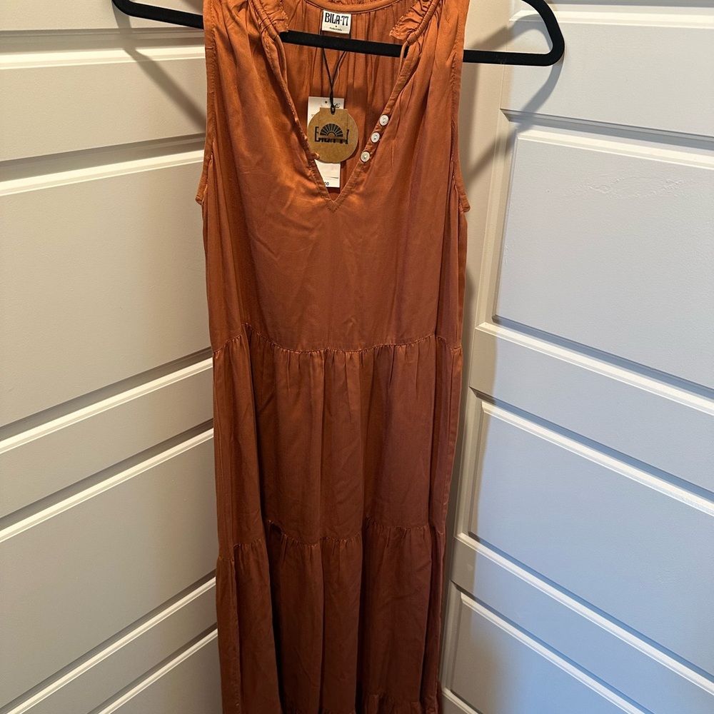 Sleeveless V-Neck Maxi Sundress